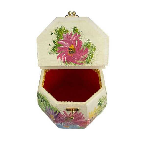 Vintage Vicki Jean Hand-Painted Octagonal Purse from 1970s Classic - Picture 6 of 11